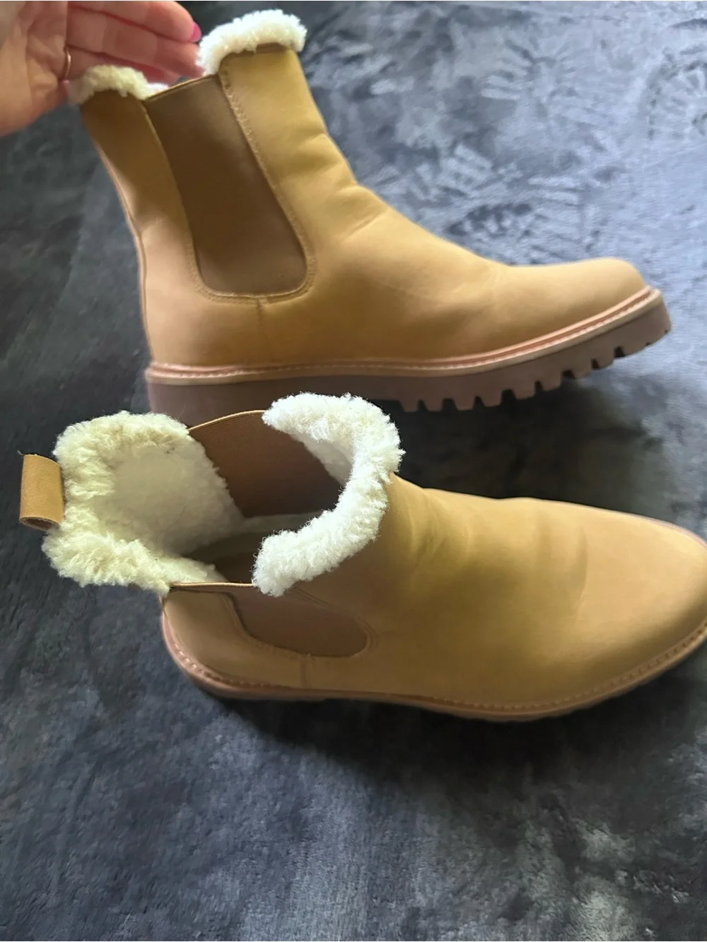 Women’s J. Crew Tan, Shearling-Lined Chelsea Boots